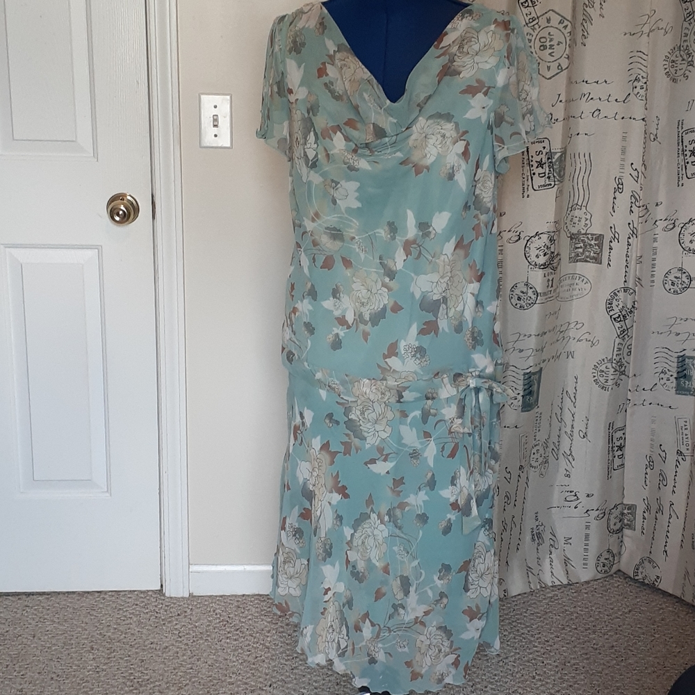 Vintage 20s/30s Inspired Light Blue Floral Dress S-18